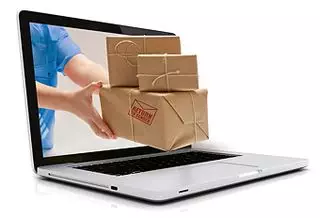 Online shopping handing packages